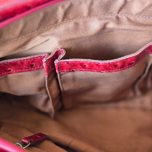 ✨ Gerry Weber Red Faux Ostrich Leather Shoulder Bag Purse Handbag ✨ - Picture 7 of 8
